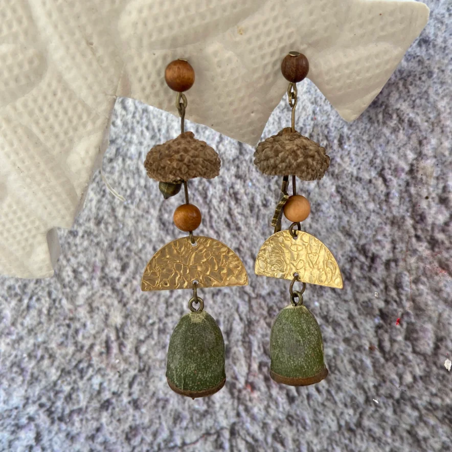 Women's Handmade Natural Plant Seed Earrings Retro Copper Tone Dangle Earrings S925 Sterling Silver Post Hypoallergenic Jewelry