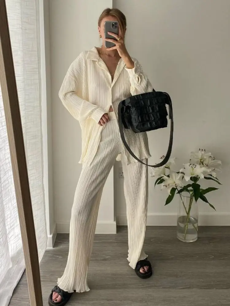 2023 European and American popular long sleeved lapel pleated shirt top with wide legs and floor dragging thickened drape set
