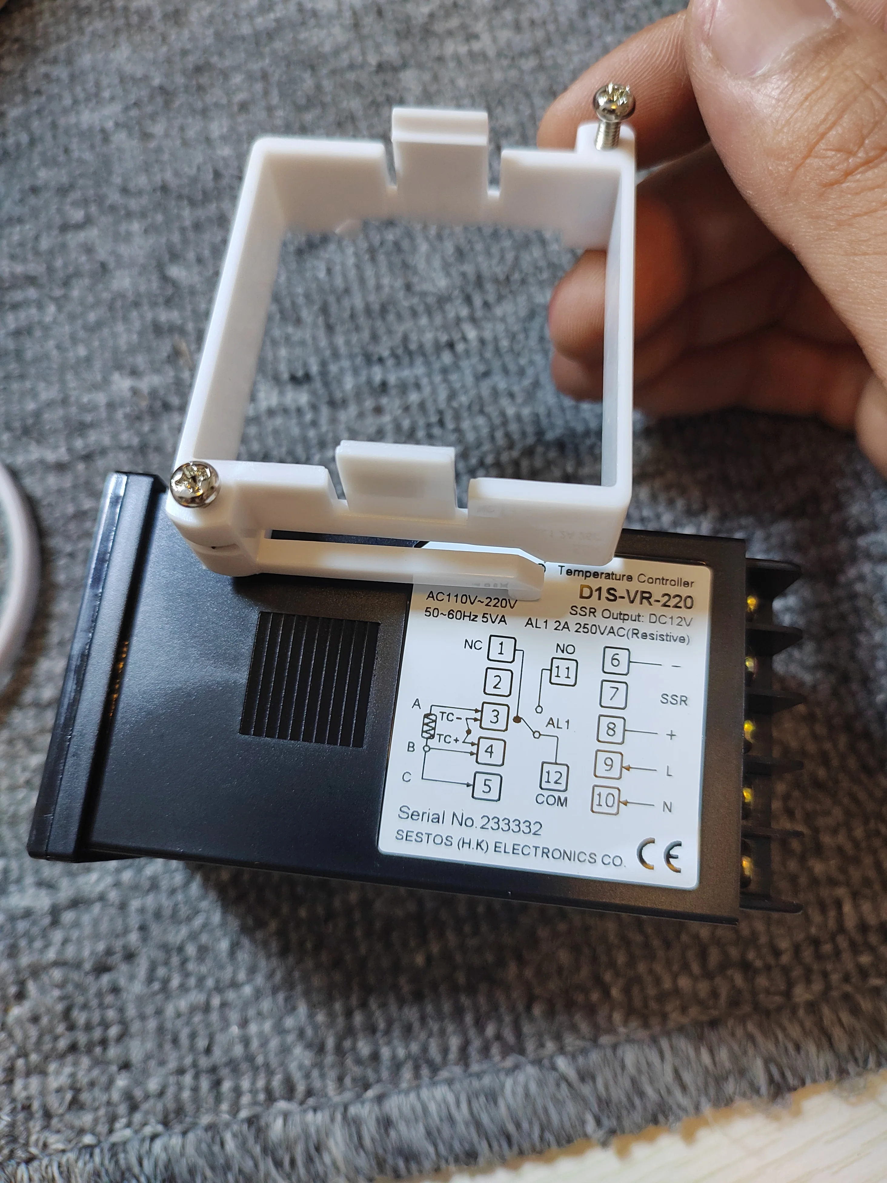 brand new for Xitushi digital display intelligent thermostat D1S-VR-220 industrial temperature controller D1S-VR-24220V /24V