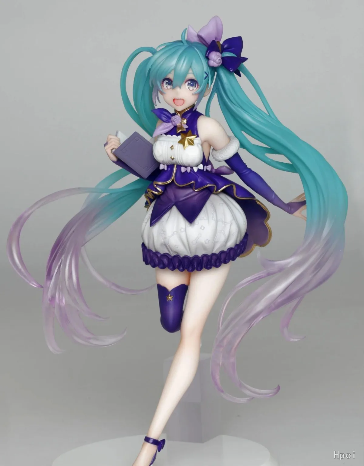 20CM Hatsune Miku Anime Figure bella ragazza cantante vestito viola canto Costume modello bambole giocattolo collezione regalo modello bambola