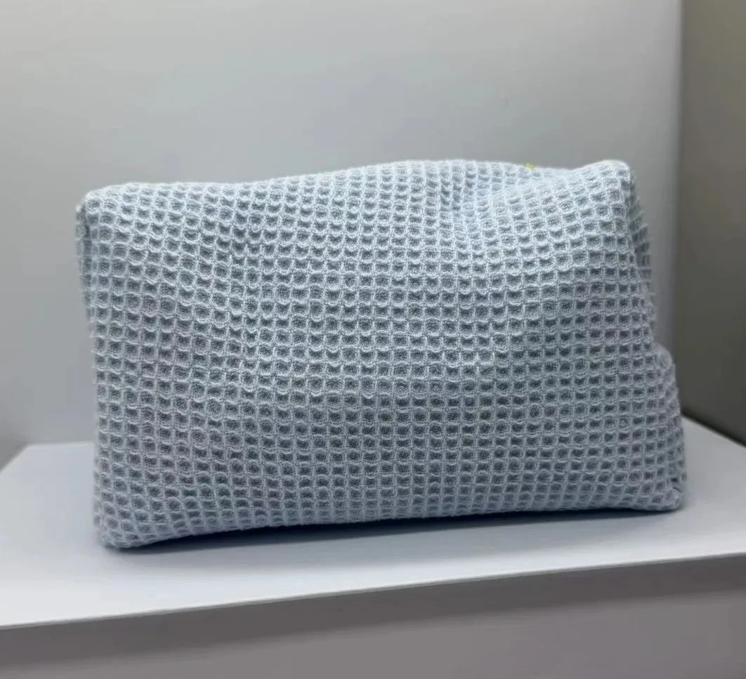 Individuell bestickte Namens-Make-up-Tasche – Reise-Kulturbeutel, langlebig, weiche Kosmetiktasche für Frauen, perfektes Geschenk für den täglichen Gebrauch auf Hochzeiten – Detail 4