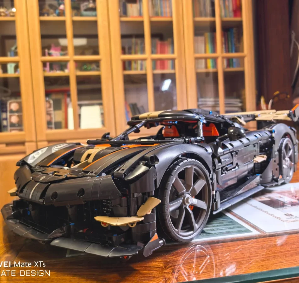 Image of Neu eingetroffen: 4104-teiliger Track Edition Performance-Sportwagen Megacar Supercar Baustein-Puzzle-Modell für Dekorationszwecke und Geschenke