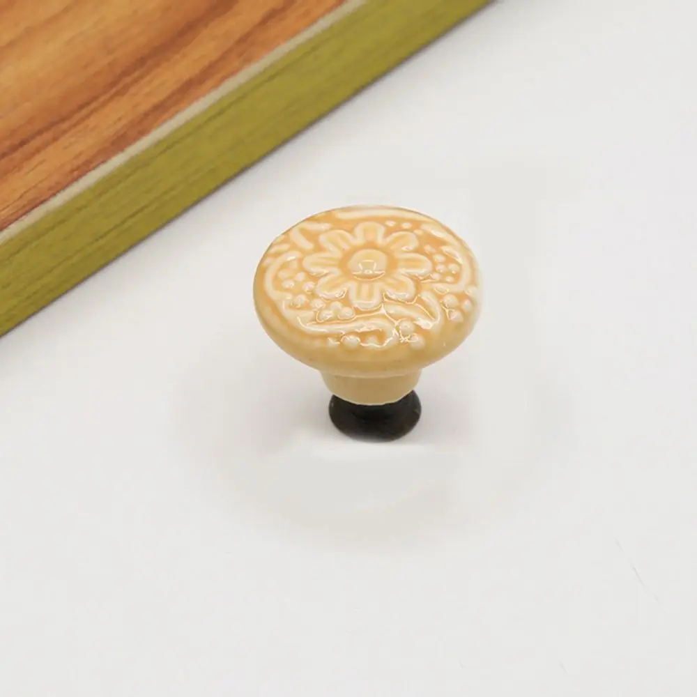 

Relief Single Hole Ceramic Knob Flower Surface Round Door Knob Pull Handles Cabinet Knob Wardrobe