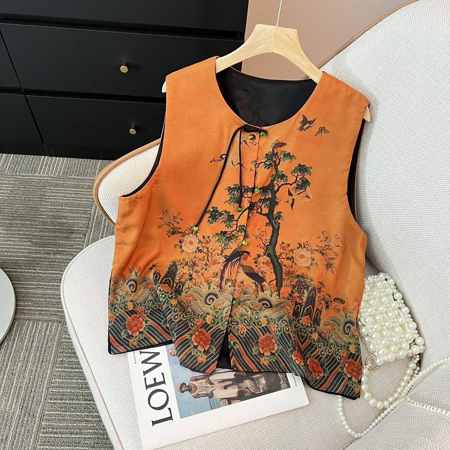 

New Chinese Retro National Style Disk Buckle Vest 2024 Spring/Summer New Literary Jacquard Charm Vest Vintage Floral Vest