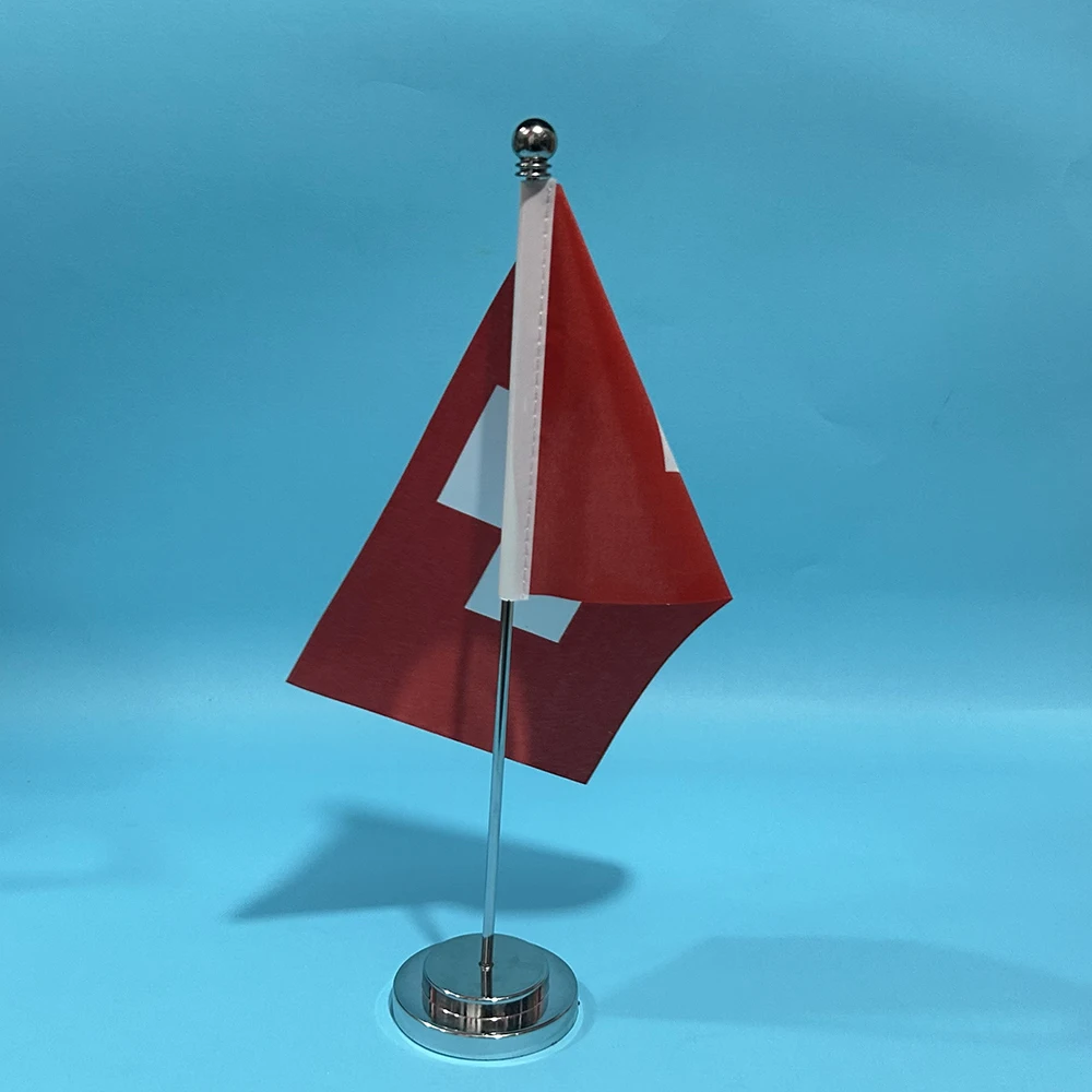 السماء العلم مكتب عمل علم العلم السويسري 14x21 سنتيمتر البوليستر الجدول العلم سويسرا الوطنية راية مكتب الحلي الأعلام