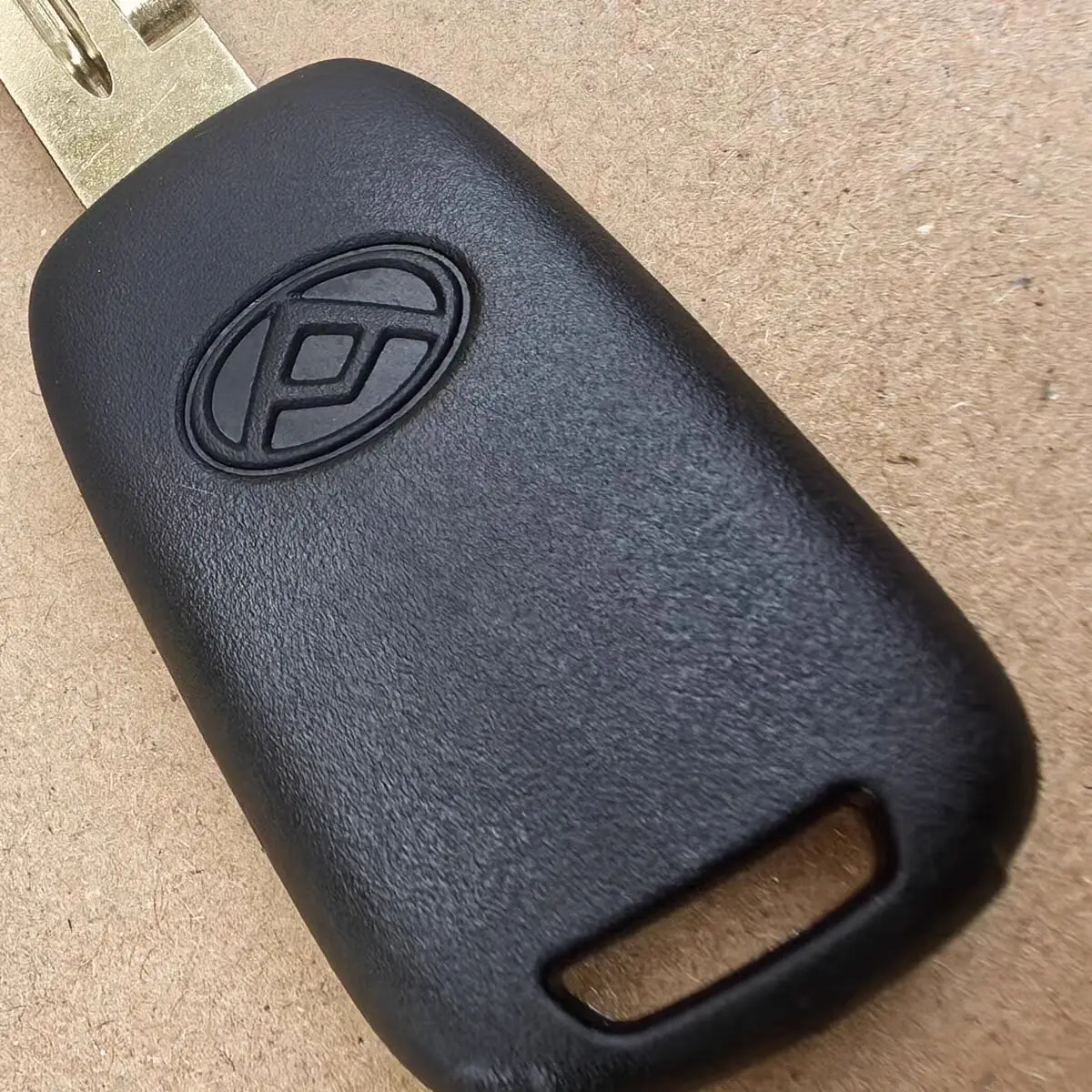 Auto parts For SAIC Maxus V80 car key (key blank, ignition key, start key, original factory spare key)