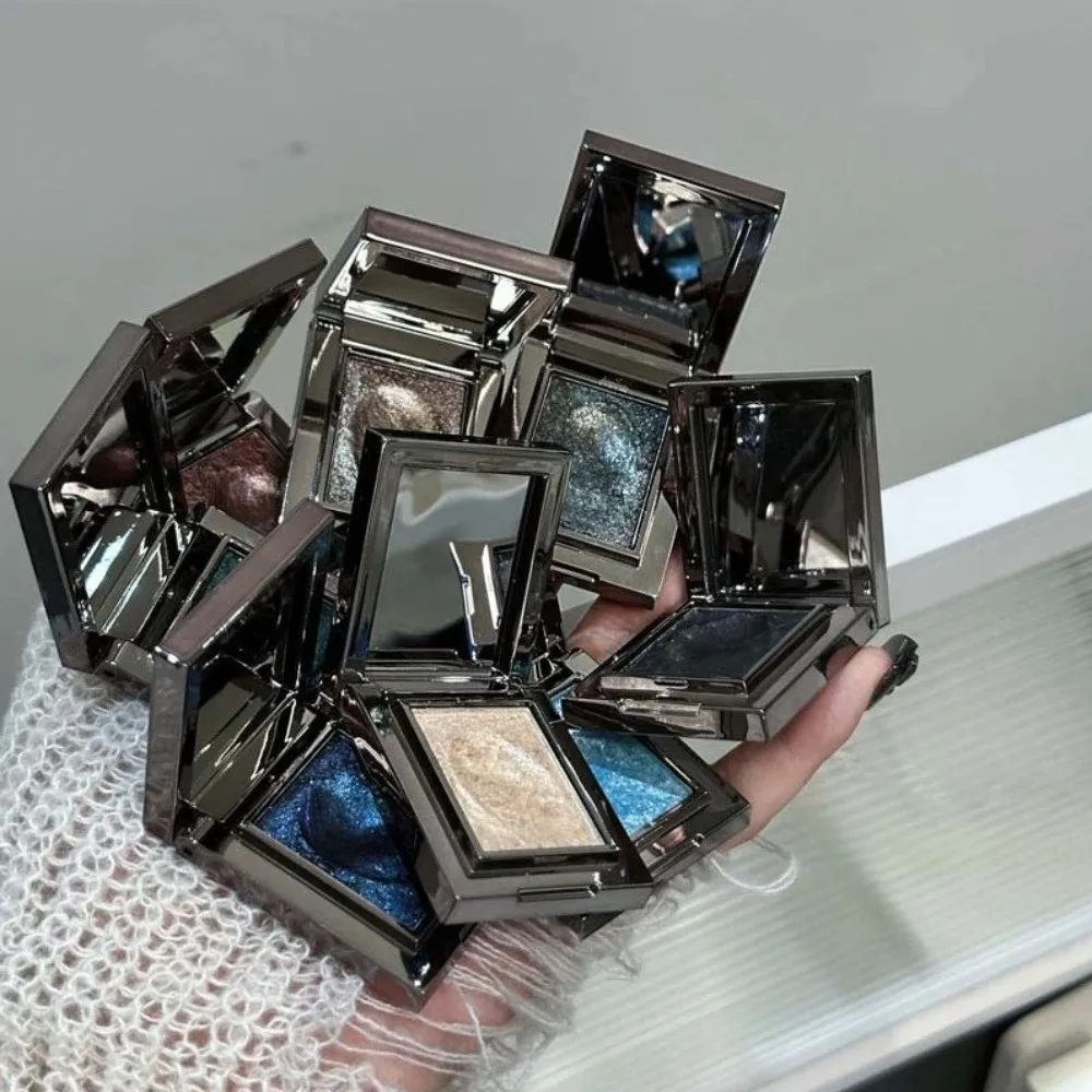 Nuova ombretto blu glitterato di patate Viola Verde metallizzato Evidenzia ombretto Trucco occhi monocromatico a lunga durata Cosmetico da donna