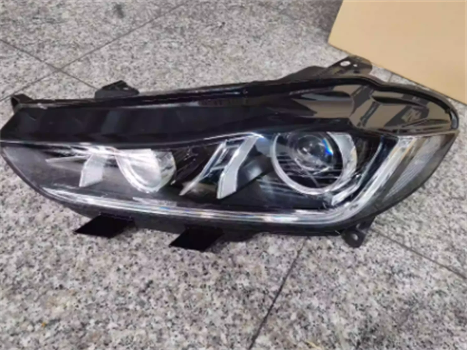 Car Front Headlight HeadLamp for Jaguar XE DRL Daytime Running Light Turn Signal