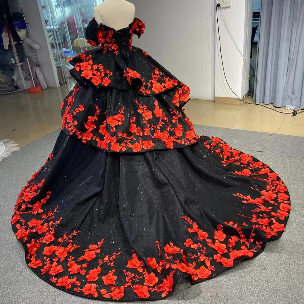 Zwarte lieverd Quinceanera jurk off-the-shoulder vetersluiting op de rug appliques gelaagde aanpasbare vestidos voor 15-jarige meisjes