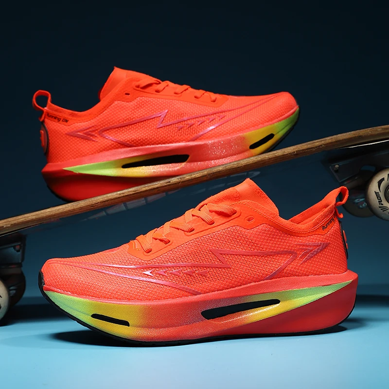 

Новинка 2023 года, летние кроссовки, мужские дышащие носки, кроссовки для женщин, тренировочная обувь с мягкой подошвой, кроссовки для бега