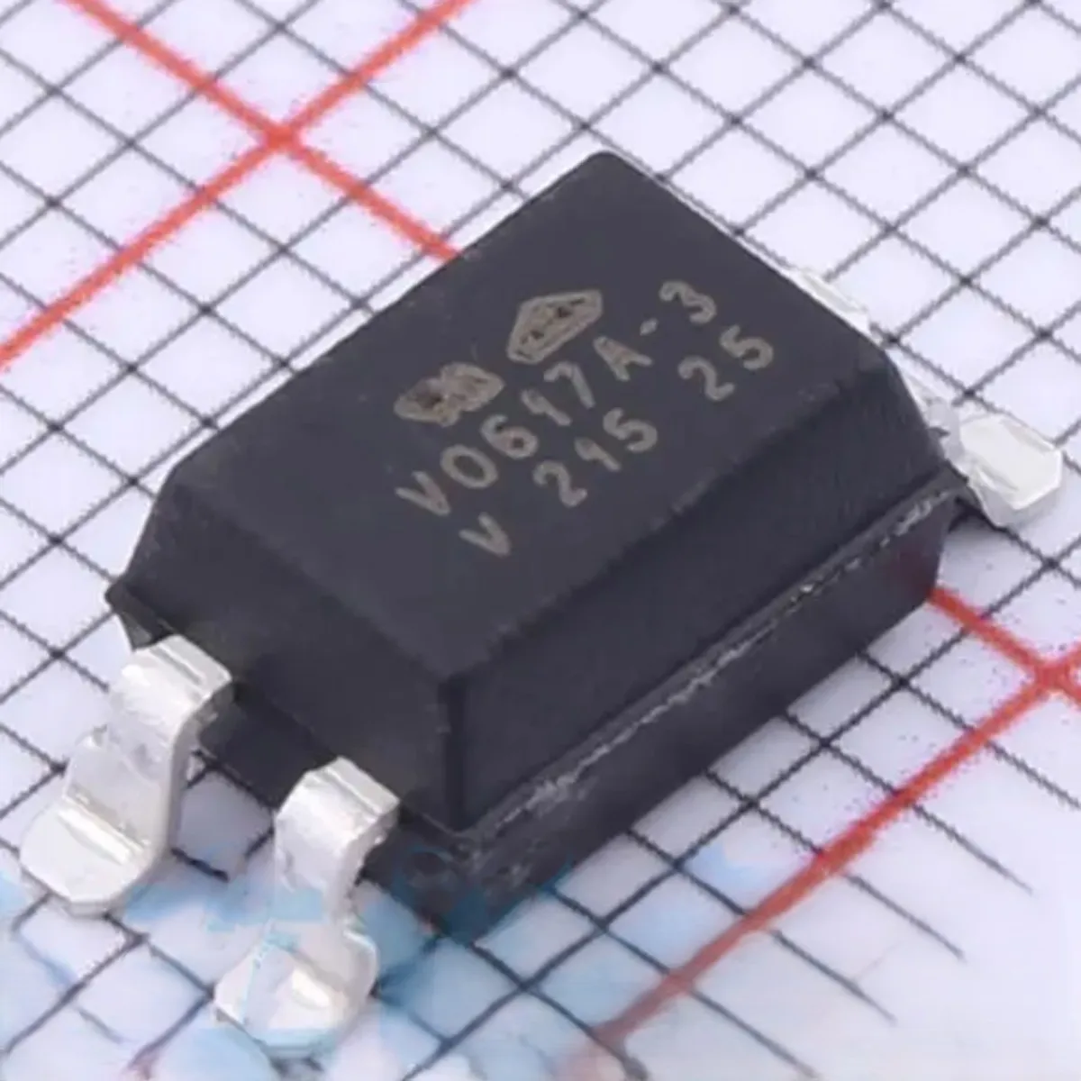 VO617A-3 VO617A-3X017T V0617A-3 Original Transistor Output Optocoupler 50mA 5.3kV 1.35V SMD-4P OPTOISOLTR 5.3KV 1CH TRANS SOP 4P