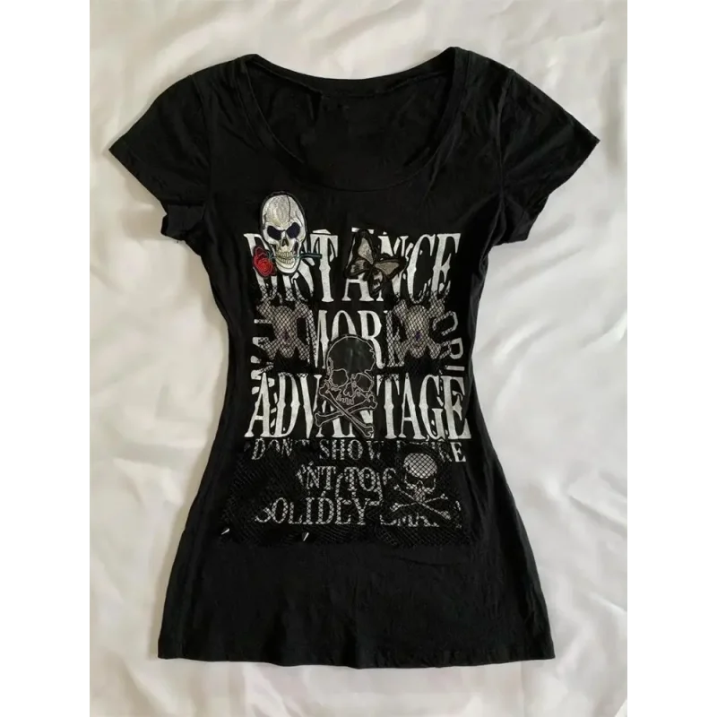 2025 ใหม่ยุโรปและอเมริกาอินเทรนด์ฤดูร้อนสไตล์โกธิคเสื้อกล้ามขนาดเล็กรูปแบบตัวอักษรภาษาอังกฤษพิมพ์อินเทรนด์เซ็กซี่ F