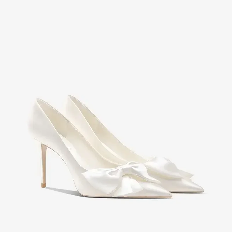 Escarpins à talons aiguilles en satin blanc pour patients, chaussures de mariage simples, nouveau