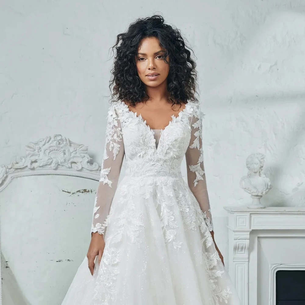 Wedding Dresses A-line long-sleeve V-neck Vestido De Noiva Elegant Lace Appliques Bridal Gown Open Back Sexy court-train