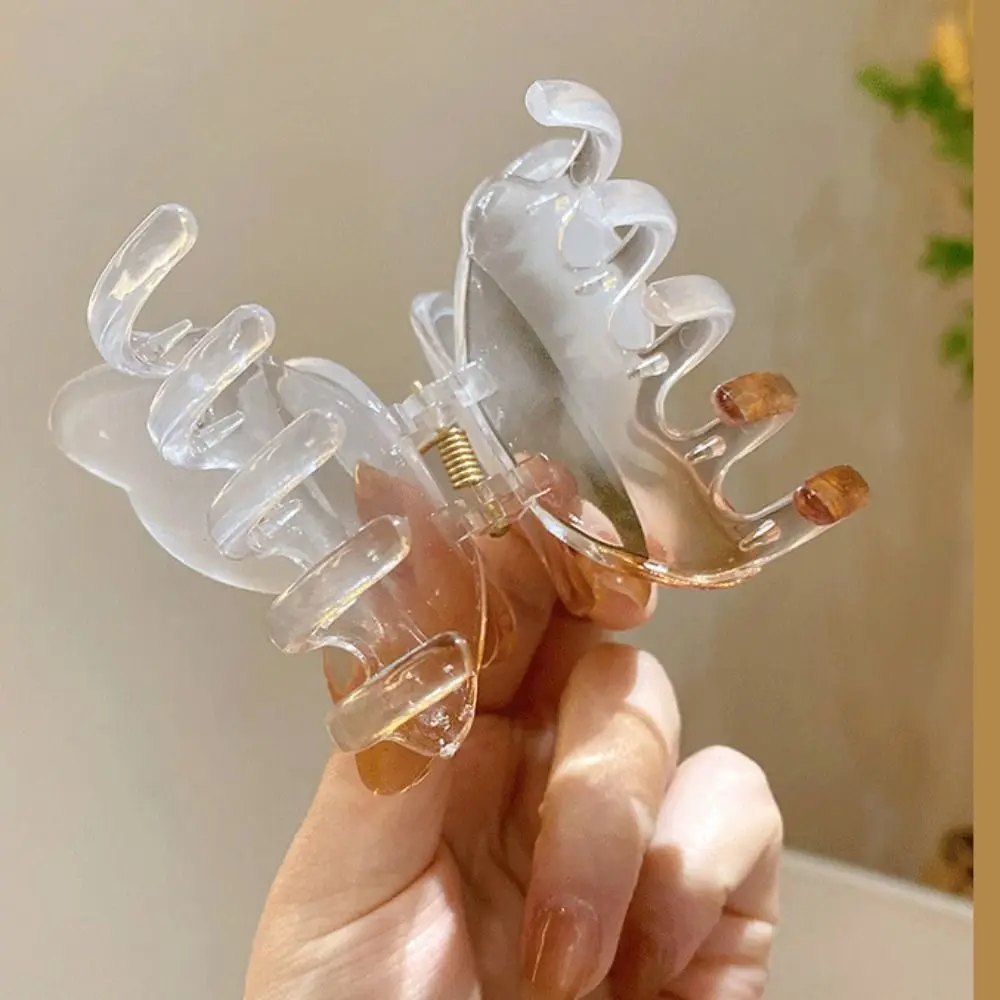 New Colorful Butterfly Hair Claw Clip Matte Gradient Hairpin Headwear Hair Accessories Hair Clamp Girls