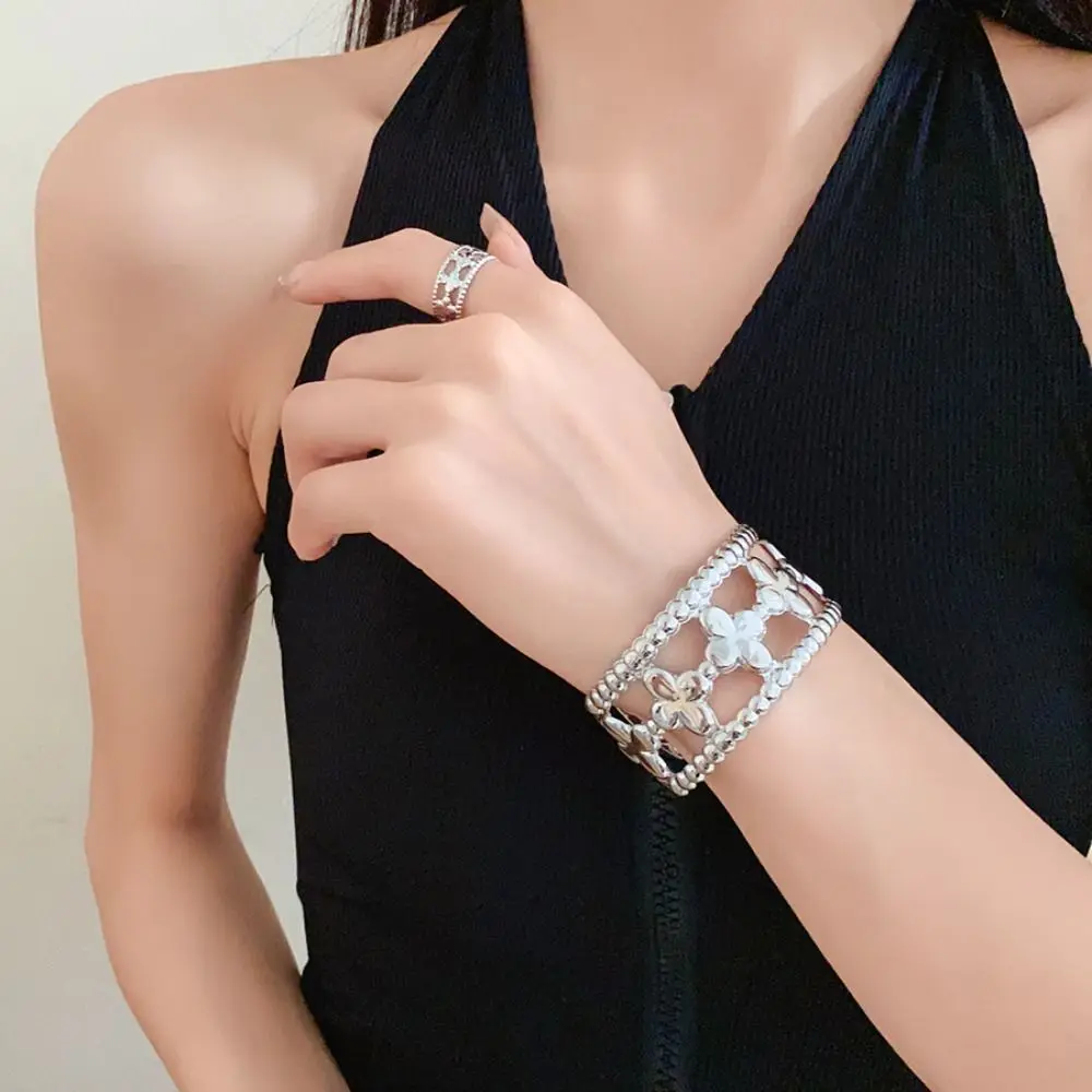 Exquisite Flower Cuff Bangle Gold/silver Clover Shaped Hollow Flower Bangle Casting Technique Wide Cuff Open Bracelet Party