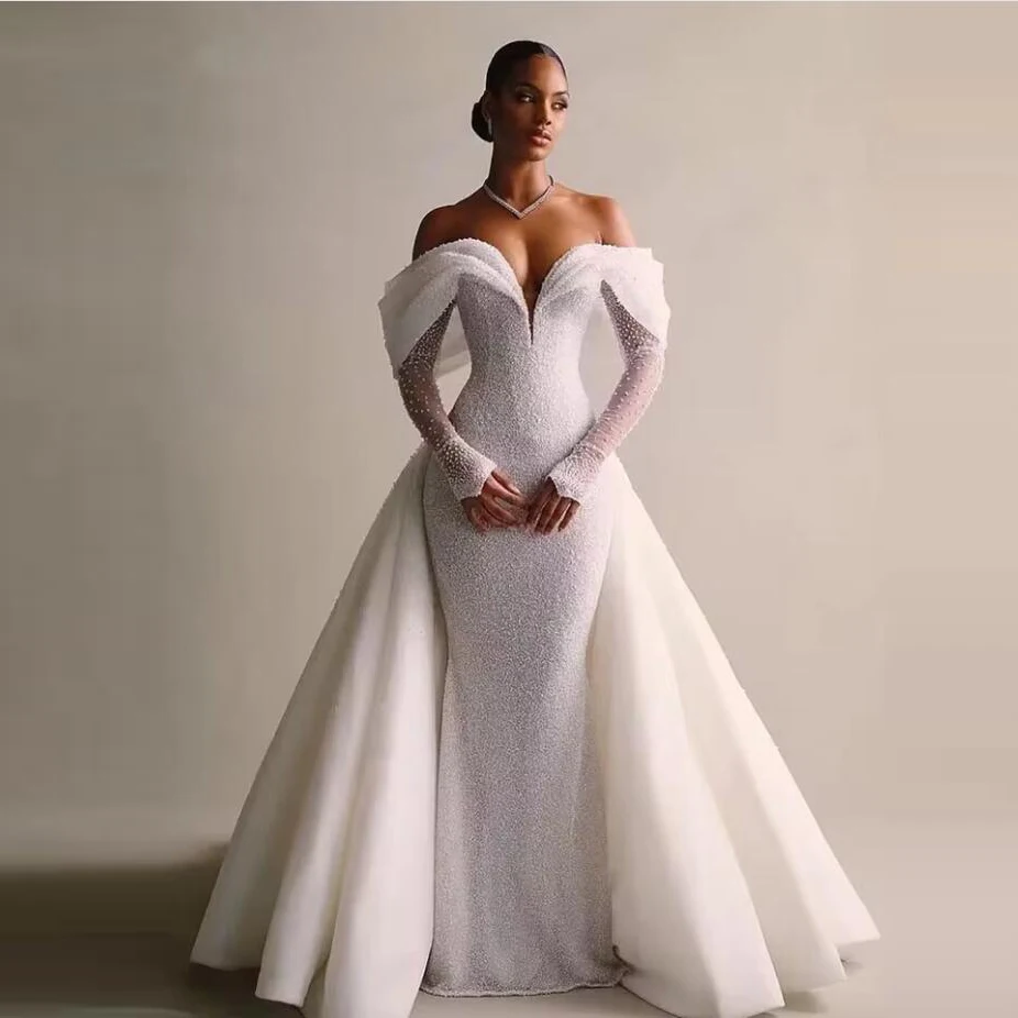 Luxury Crystals Sequined Wedding Dress V Neck Beaded Bridal Gowns With Detachable Train Customized Bride Travel Marriage Attire