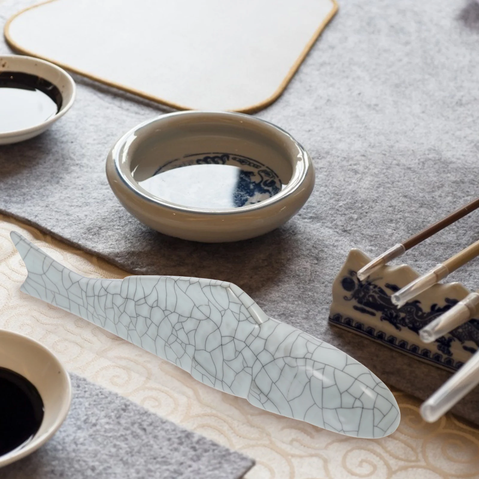 

Paperweight Brush Rest Chinese Calligraphy and Painting Holder Paintbrush Rests Carp Shaped