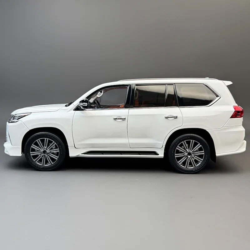 LCD 1:18 for LX570 off-road vehicle SUV alloy car model gift collection collector