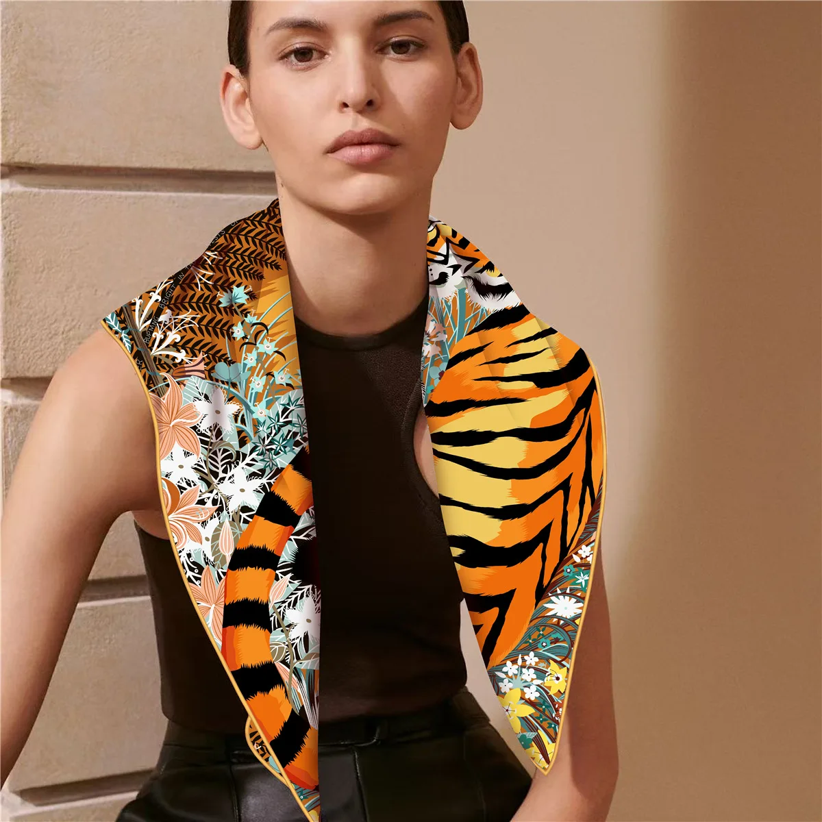 70 سنتيمتر حافة كرة لولبية حك الحرير وشاح مربع المرأة مزدوجة الجانب الغابة النمر الأوشحة المطبوعة يلتف Echarpes Foulards فام الحجاب