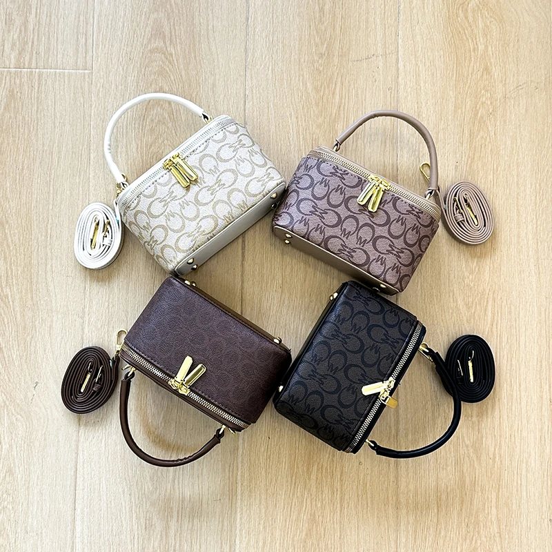 

Elegant Classic Leather Crossbody Bag Shoulder Bag For Ladies By Famous Designer Luxury Brand