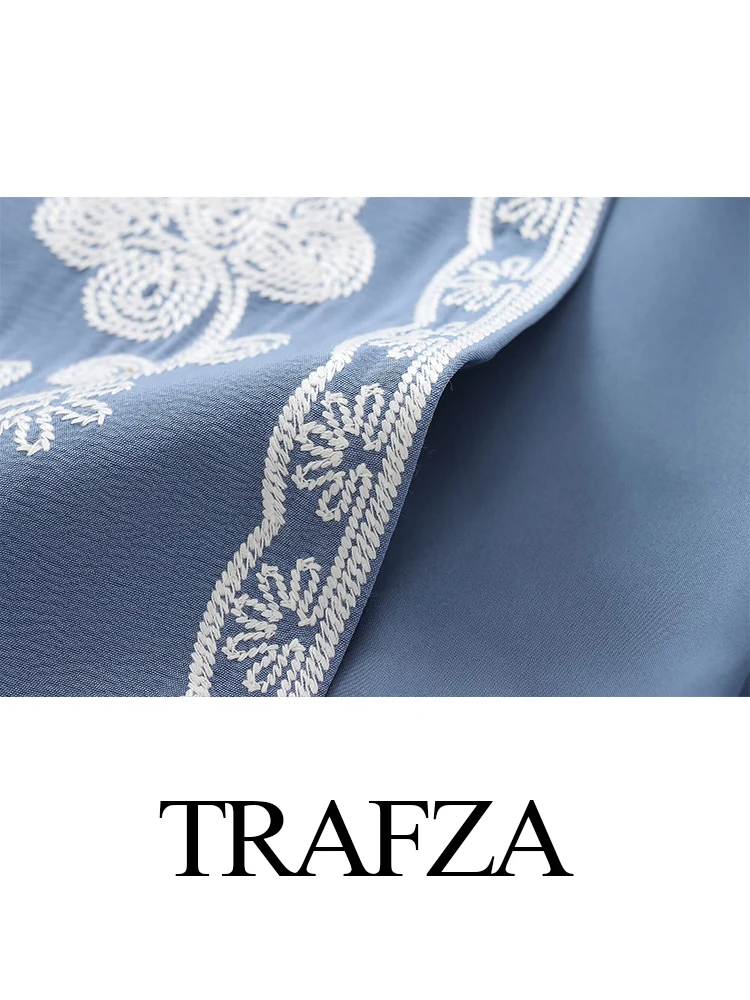 TRAFZA 2024 Vintage Women\'s Embroidered Waistcoat Female Sleeveless V Neck Open Front Slim Vest Female Y2K Crop Top Tank Tops