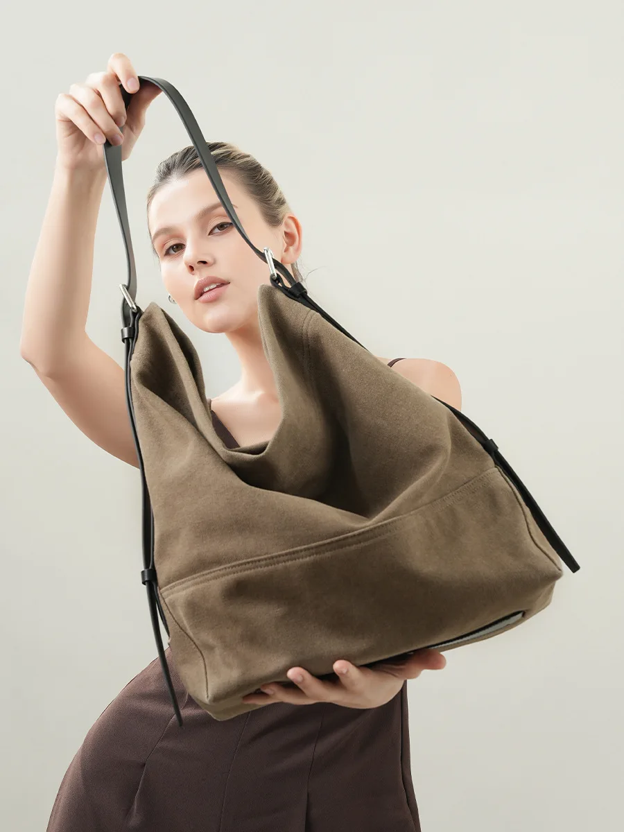 Vintage Leather Tote Bag Large Capacity Canvas Shoulder Bag Commuter Artistic Underarm Soft Bucket Bag Chinese Origin