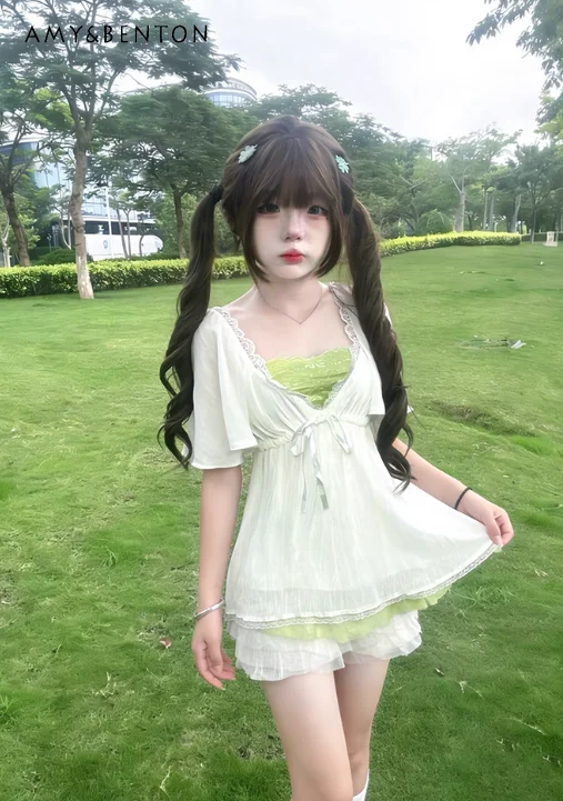 

Новинка лета 2026: Женский комплект в японском ретро-стиле — зеленый/бежевый топ с коротким рукавом и короткая юбка, повседневный модный образ из двух предметов