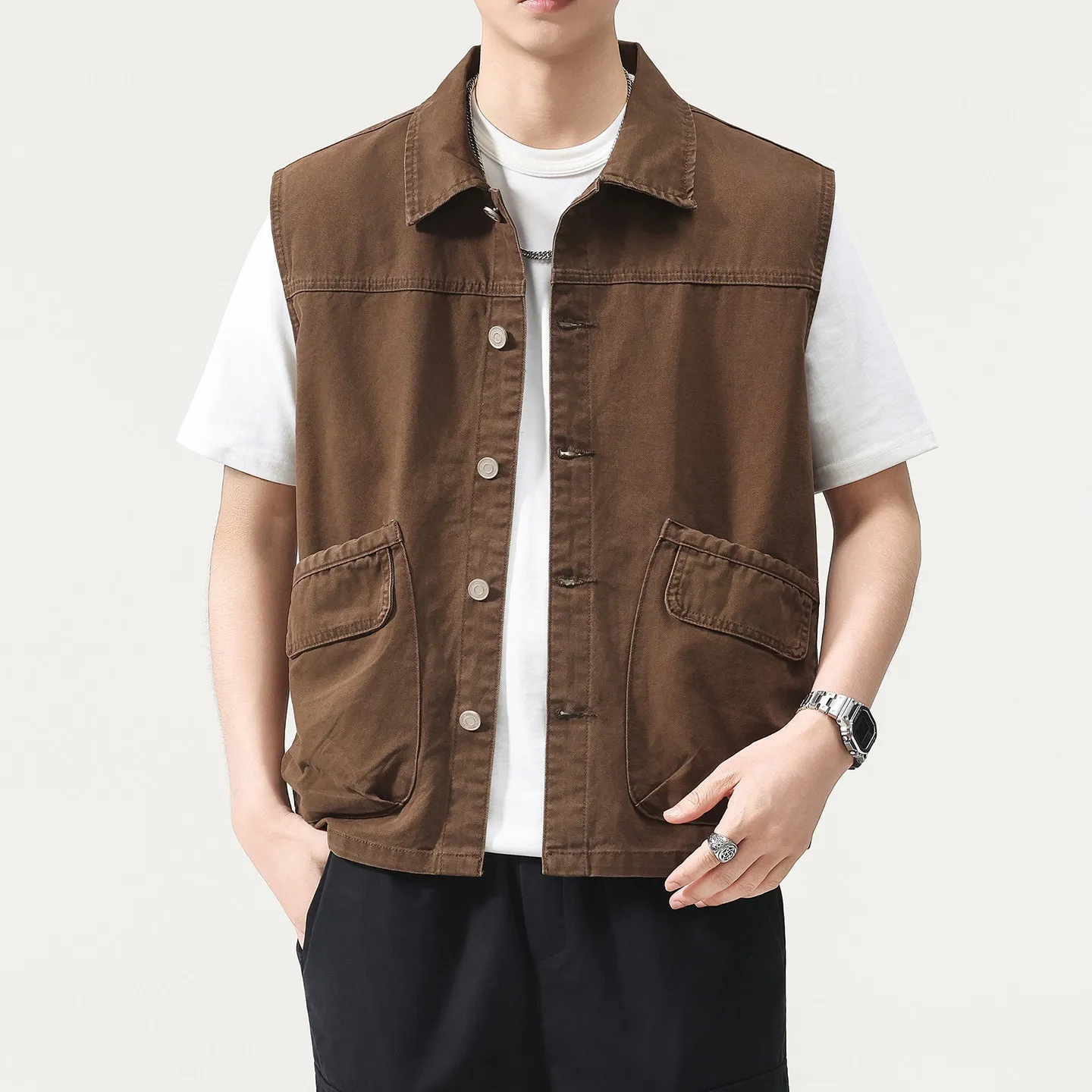 2026 Autumn New Japanese Retro Turn-down Collar Cargo Vest Men's Simple 100% Cotton Washed Sleeveless Multi-pocket Casual Coat