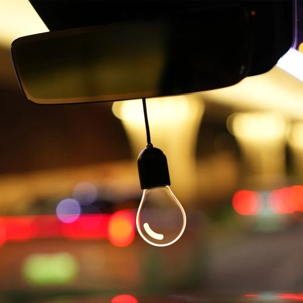 ไฟภายในรถยนต์สีขาวอบอุ่น ให้บรรยากาศอบอุ่นสบาย หลอดไฟตกแต่งเพื่อความปลอดภัย สร้างบรรยากาศในห้องโดยสารที่แสนสบาย