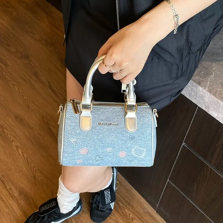 

2025 Winter 595 New Cylinder Bag Handbag Retro Denim Commuter Bag Single Simple Shoulder Messenger Bag