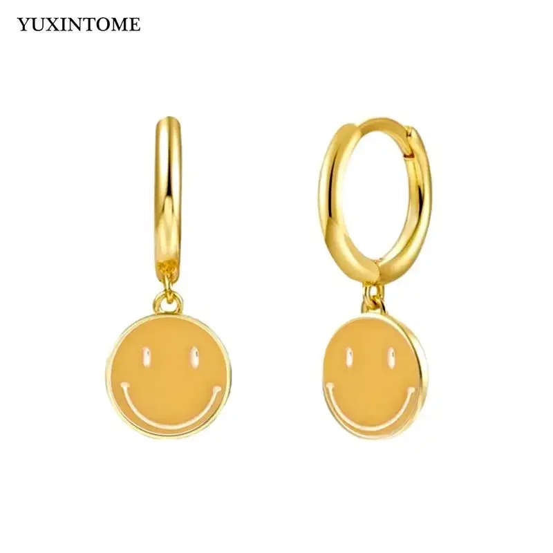 עגילי כסף סטרלינג עם סמיילי מוזהב ואמייל