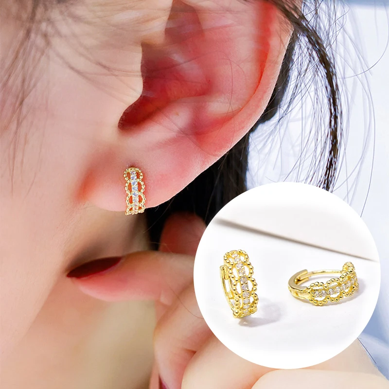 Huitan 여성용 우아한 후프 귀걸이, 골드 컬러 할로우 디자인, 절묘한 여성용 원형 귀걸이, 스테이트먼트 쥬얼리, 한국 패션