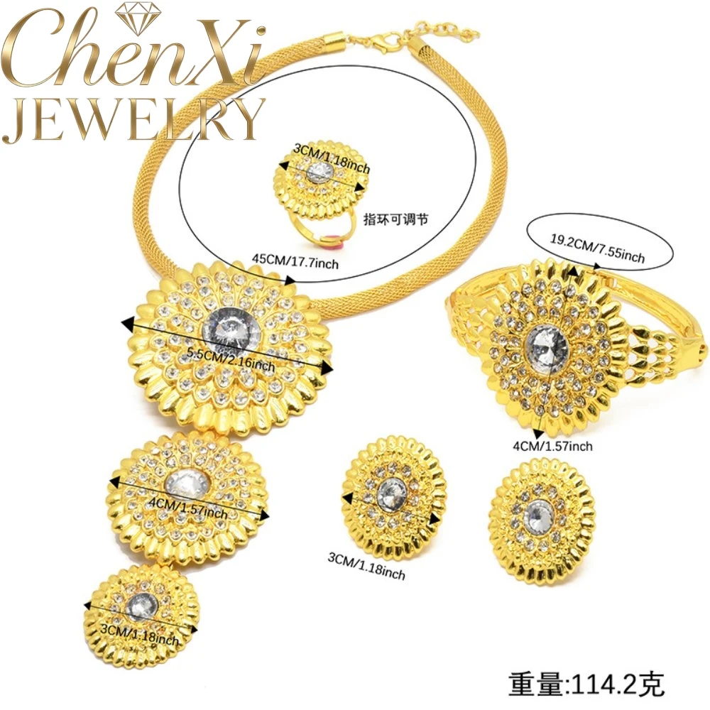 Alluvial Gold Three-Dimensional Hollow-Out Flower Necklace Elegant Charms Standout Piece High-End Keepsake Exquisite Luxury Gift