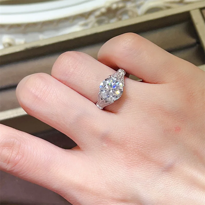 New 925 Sterling Silver 3-Carat Moissanite Ring Lace Style For Women Jewelry Ring over Drilled Pen with Certificate Black Card