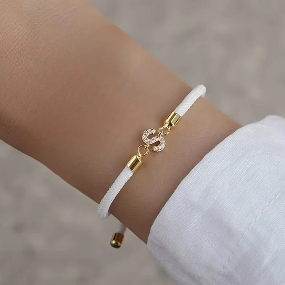 InitIal Herz-Charm-Buchstaben-Gliederarmband für Damen, klassischer Buchstabe A-Z, Seilkettenarmband für tägliche Schmuckgeschenke