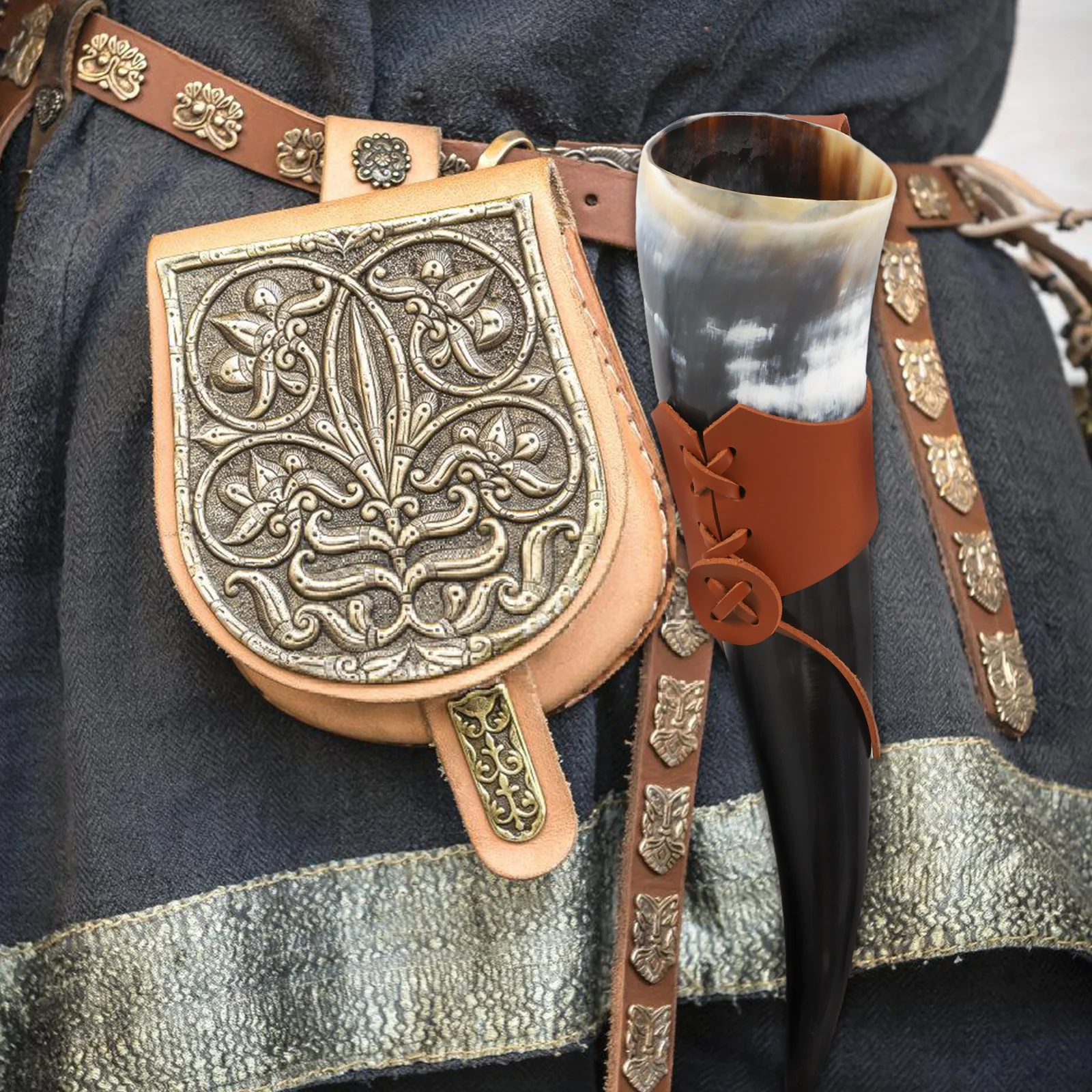 

Rustic Viking Drinking Horn Cup PU Holder Medieval Horn Mug Vintage Viking Wine Mug Rustic Home Decor Wine Glass