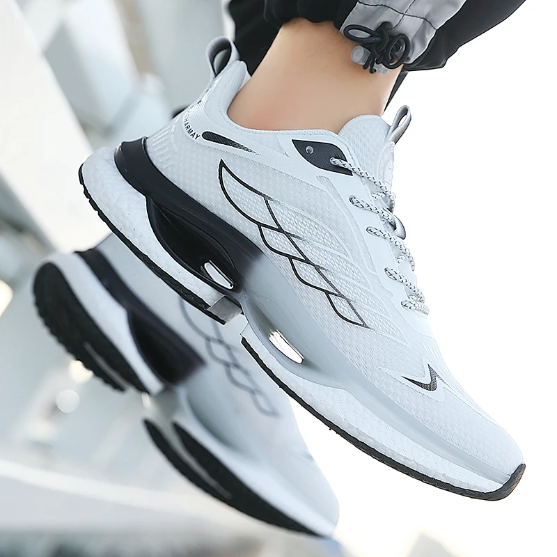 

Men's casual sneakers four seasons outdoor sports breathable running shoes fashion thick bottom non-slip mountaineering shoes