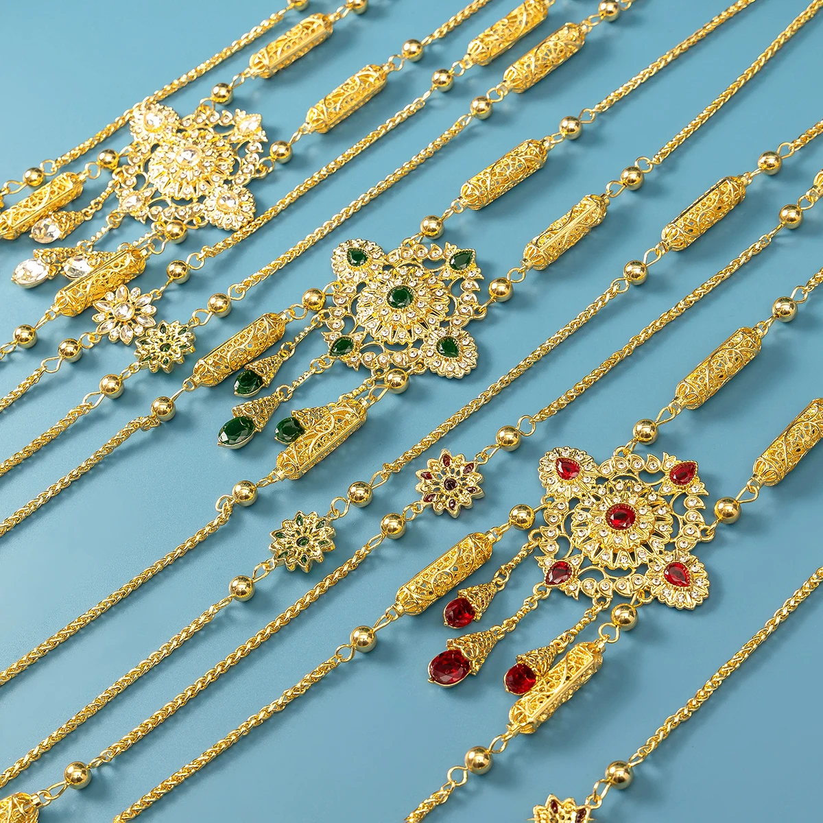 

Luxury Golden Body Chain Intricate Filigree Long Tassel Design Shoulder Chain For Wedding Banquet Events