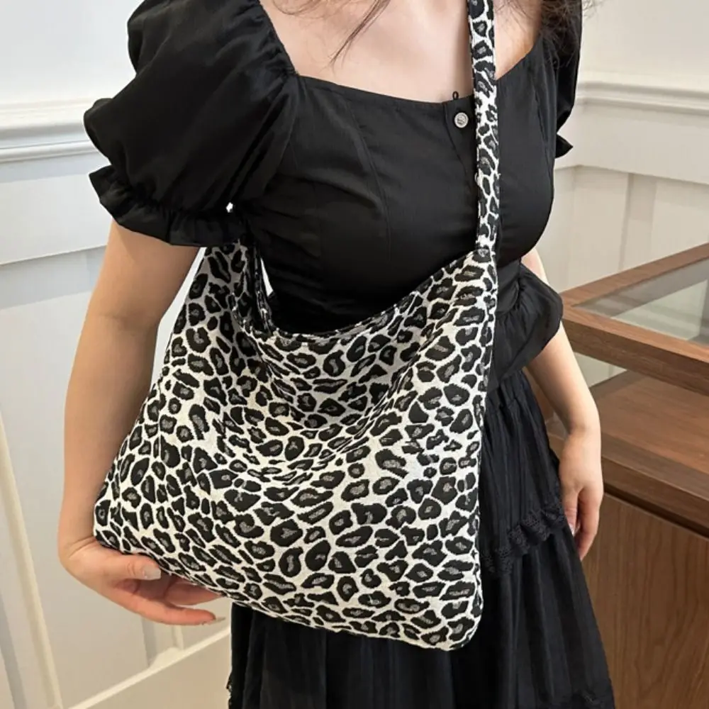 

Casual Cloth Leopard Print Crossbody Bags Retro Large Capacity Shoulder Bag Handbag Geometric Messenger Bag Outdoor