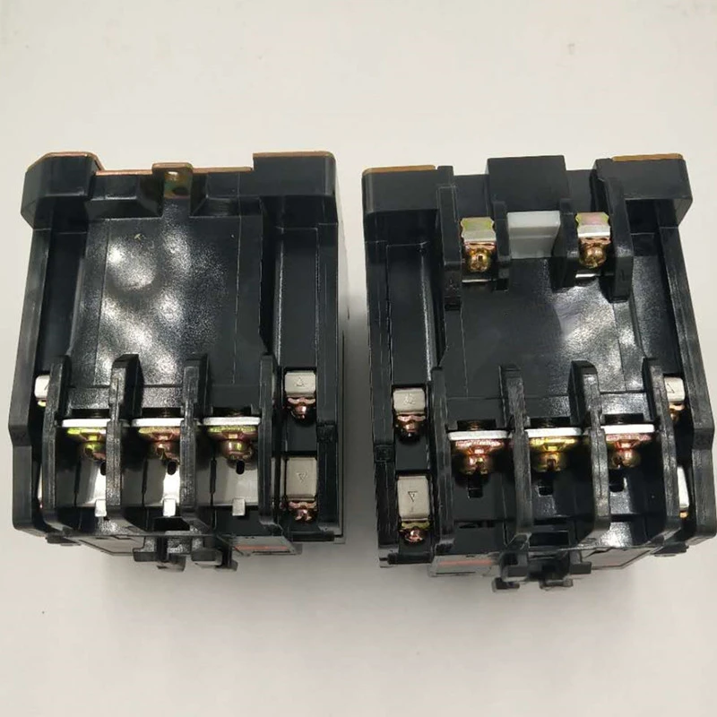 TOGAMI-Contactor ، 40A ، ، 60A ، AC av V