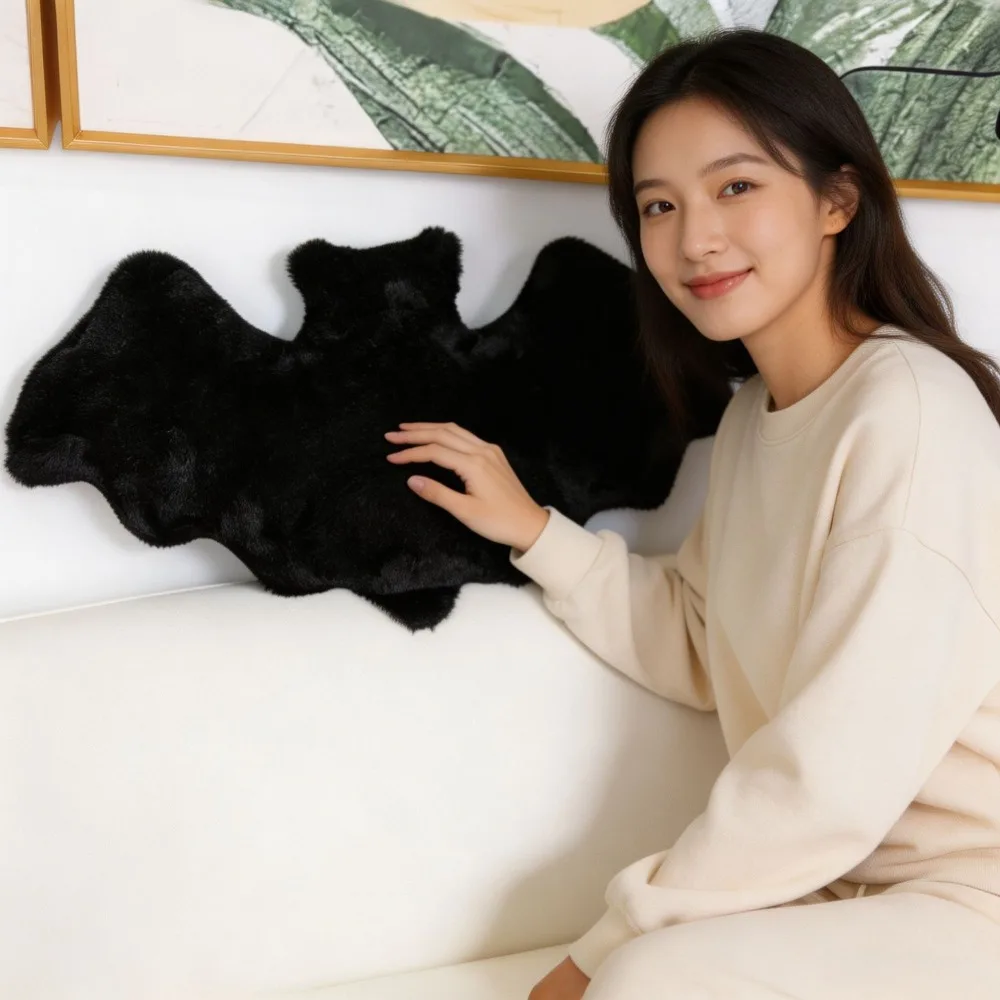 Non-shedding Halloween Bat Throw Pillow PP Cotton Filling Skin-friendly Bat Decorative Pillow Black Fluffy Surface Bat Chair