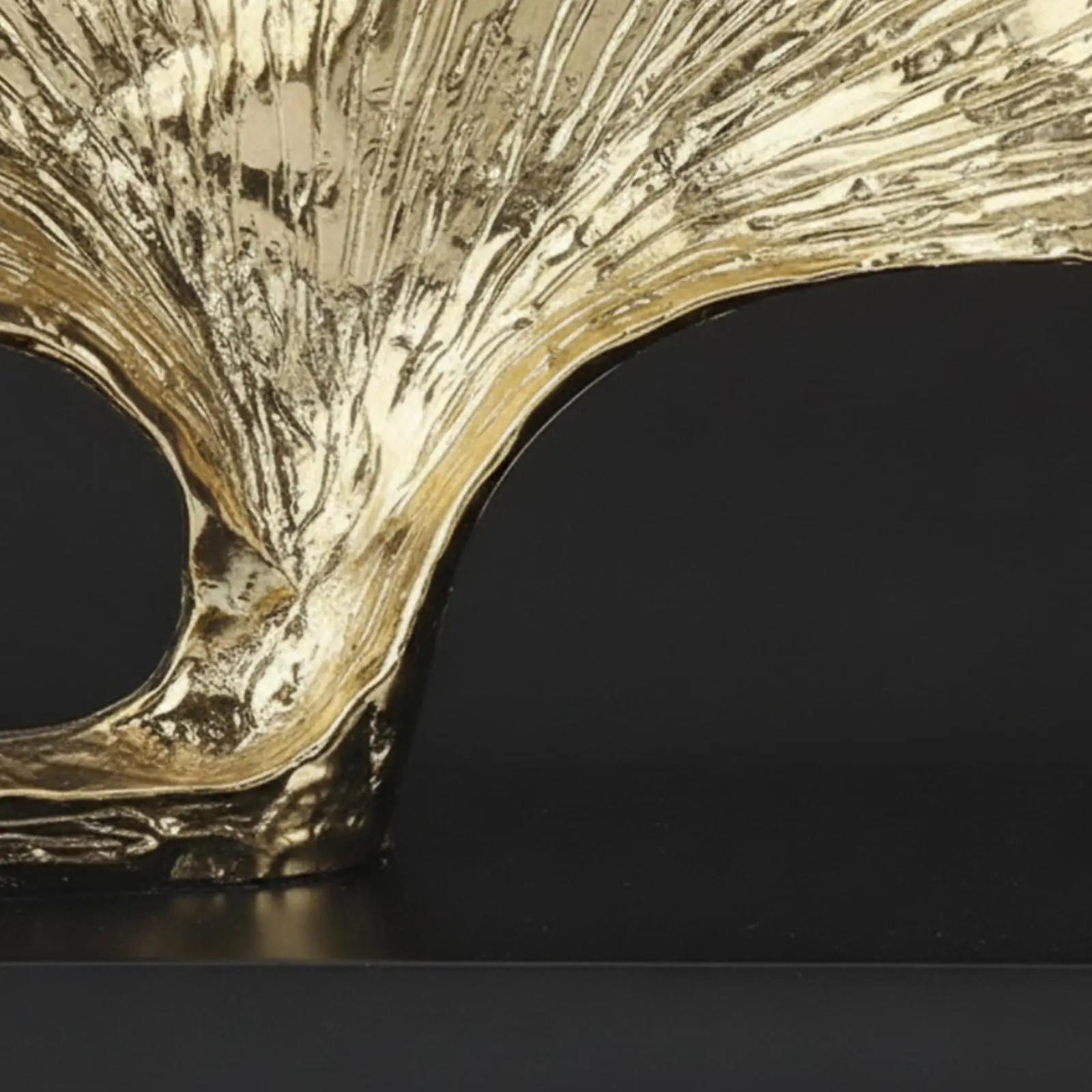Ginkgo Leaf Bookends Elegant Resin Bookends Stable for Bookshelves, Readers