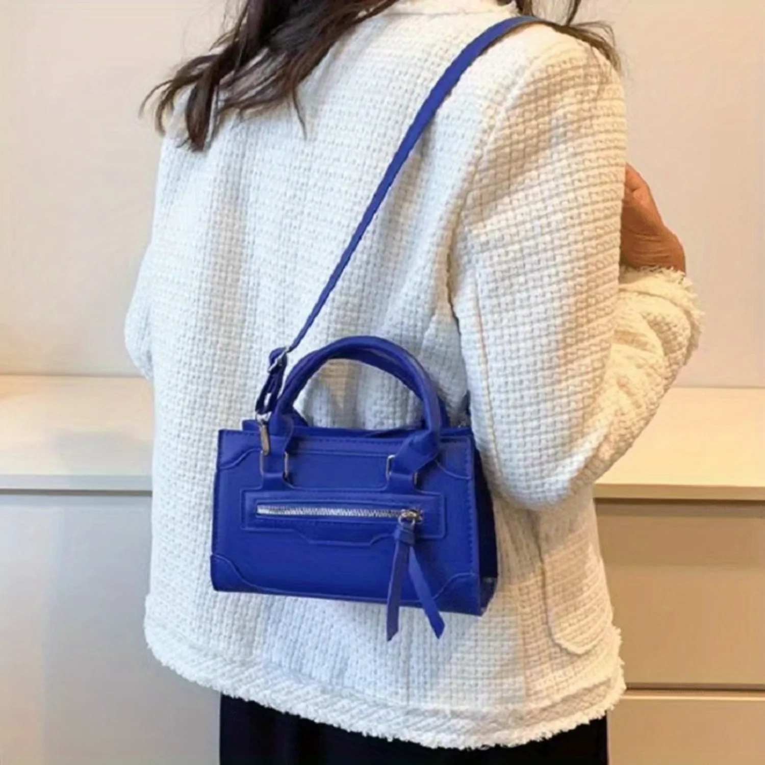 Chic Mini Square Shoulder Bag - Fashionable Solid Color Top Handle Satchel - Unique Design for Stylish Women - Durable & Spaciou