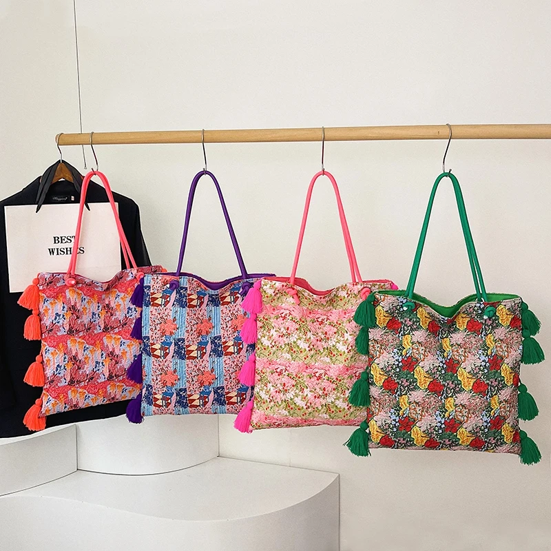 

Tassels Thailand retro women's bag, niche,versatile,vacation style single-shoulder bag, trendy tote shopping bag for women purse