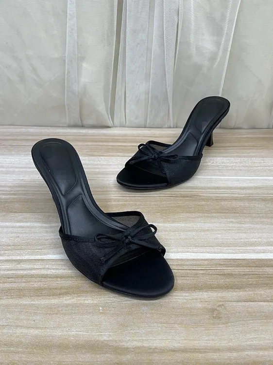 

Модные женские сандалии с круглым носком, цветными узлами, тонким каблуком, универсальные, повседневные, легко надеваемые.