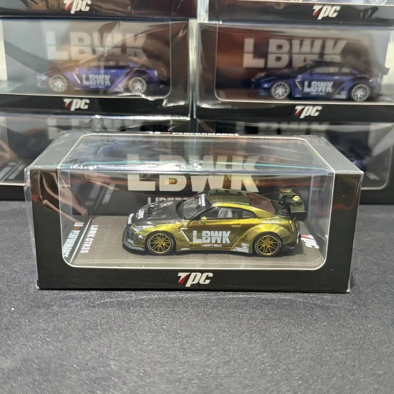 TPC 1:64 Nissan LBWK GTR R35 Cast Alloy Car Model, Boys' Holiday Gift Toy, Adult Collection Decoration Item.