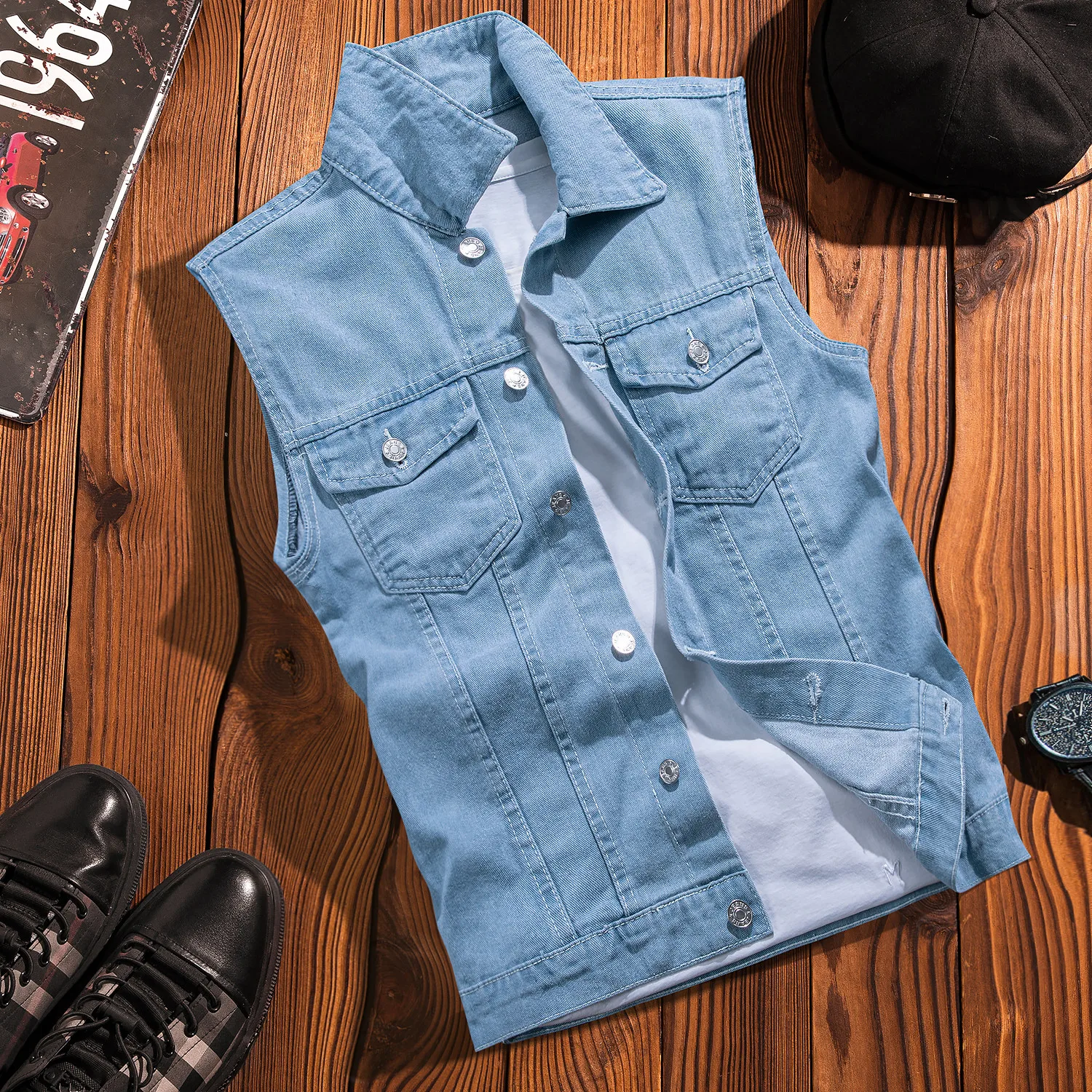 

2024 New Mens Spring Autumn Buttons Denim Vests Male Ripped Sleeveless Jeans Jacket Mens Gilet Tank Cowboy Waistcoats D720