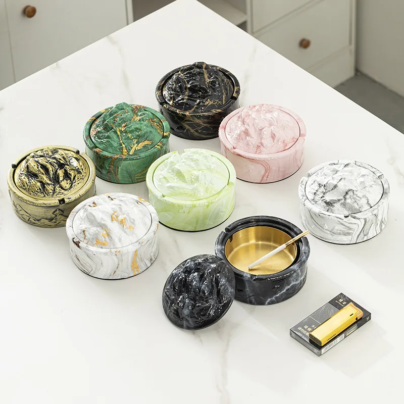 

Creative Ink Painting Ceramic Ashtray with Lid Windproof Dustproof Modern Indoor Office Desktop Ashtray Home Decoration Gift