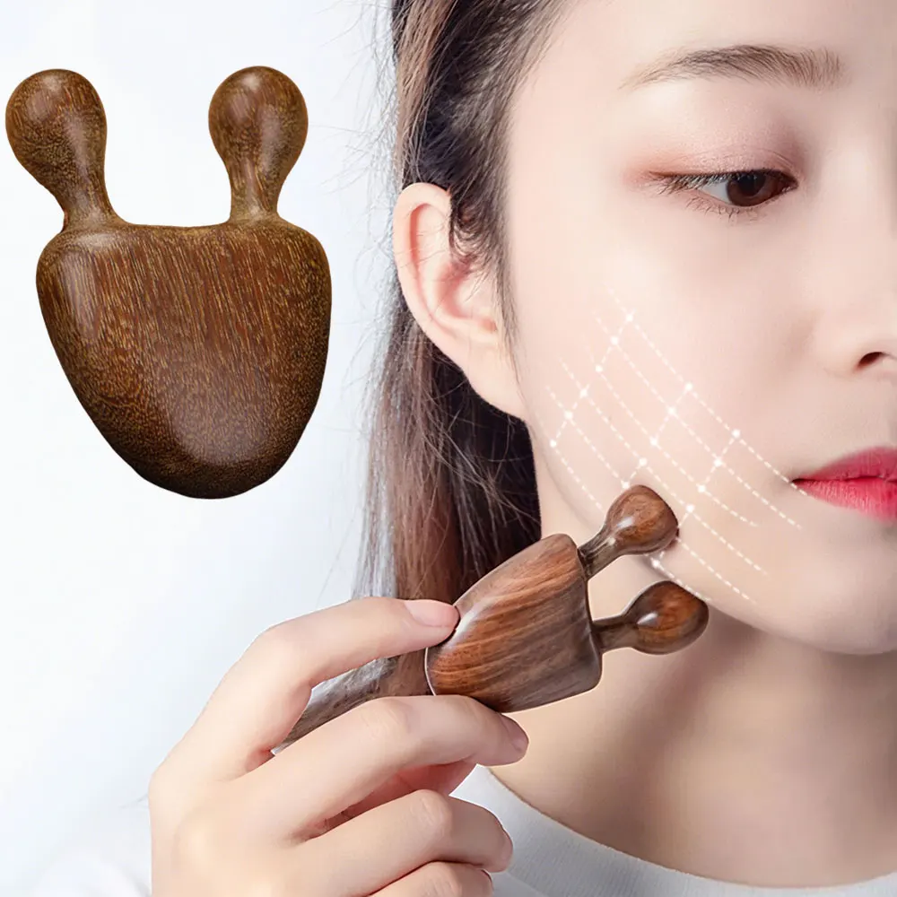 1piece Green Sandalwood Facial Massage Comb Wooden Handle Piece Green Sandalwood Eye Massage Small Snail Comb Chicken Wing Wood